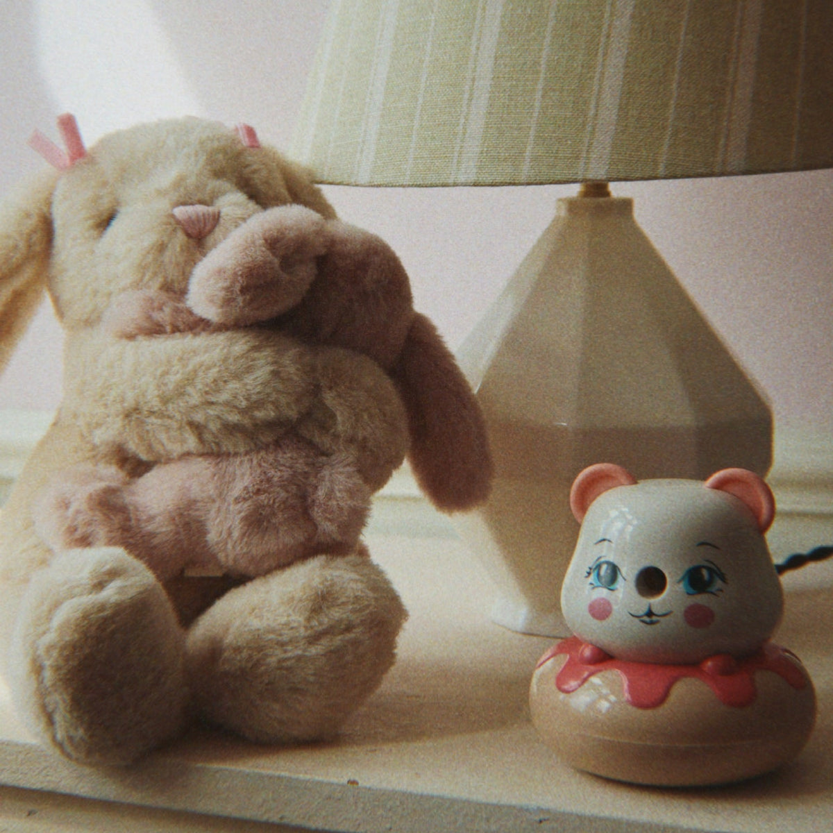 Bamse bunny hugs